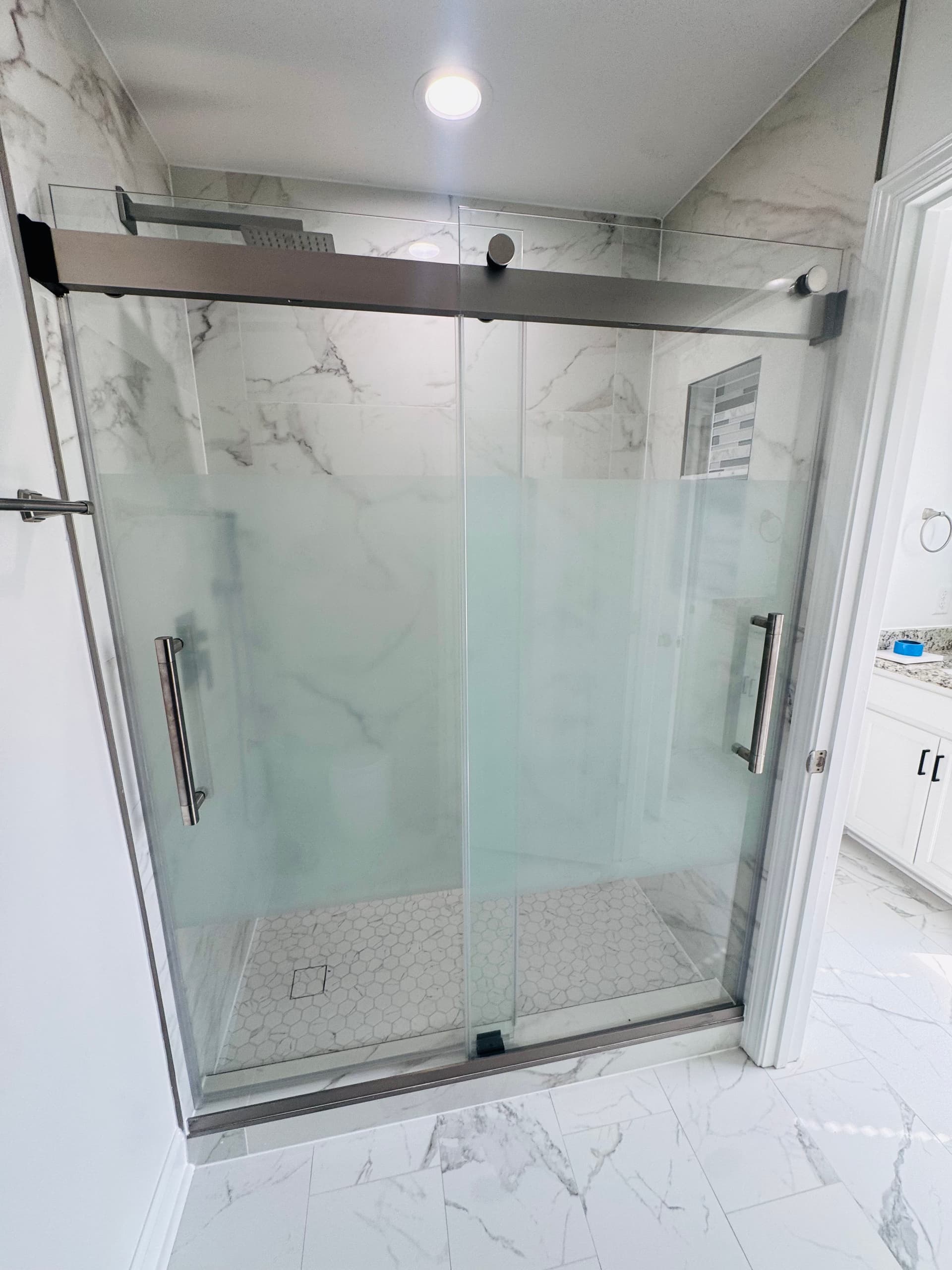 Gallery photos for Two Bathroom Remodels with High-End Ceramic and Modern Finishes: Image #2